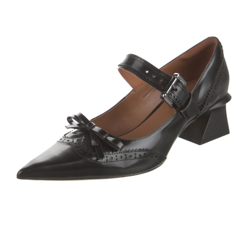 NWT Shushu/tong $590 Leather Bow Accent Pumps Size 6/36